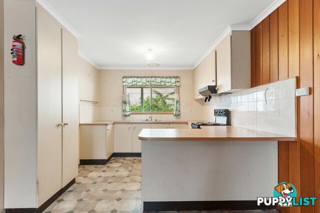 2 Tanjil Court WILLOW GROVE VIC 3825