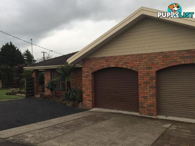 4 Helen Court MOE VIC 3825