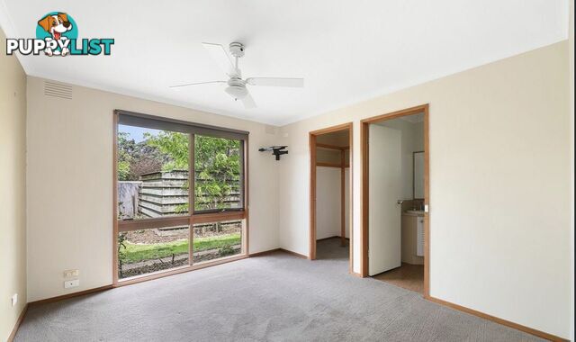 10 Purvis Street MOE VIC 3825