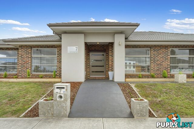 7 Cambridge Way TRARALGON VIC 3844