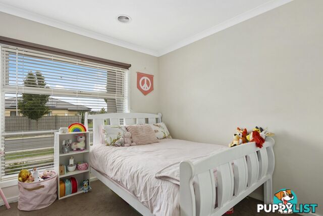 7 Cambridge Way TRARALGON VIC 3844