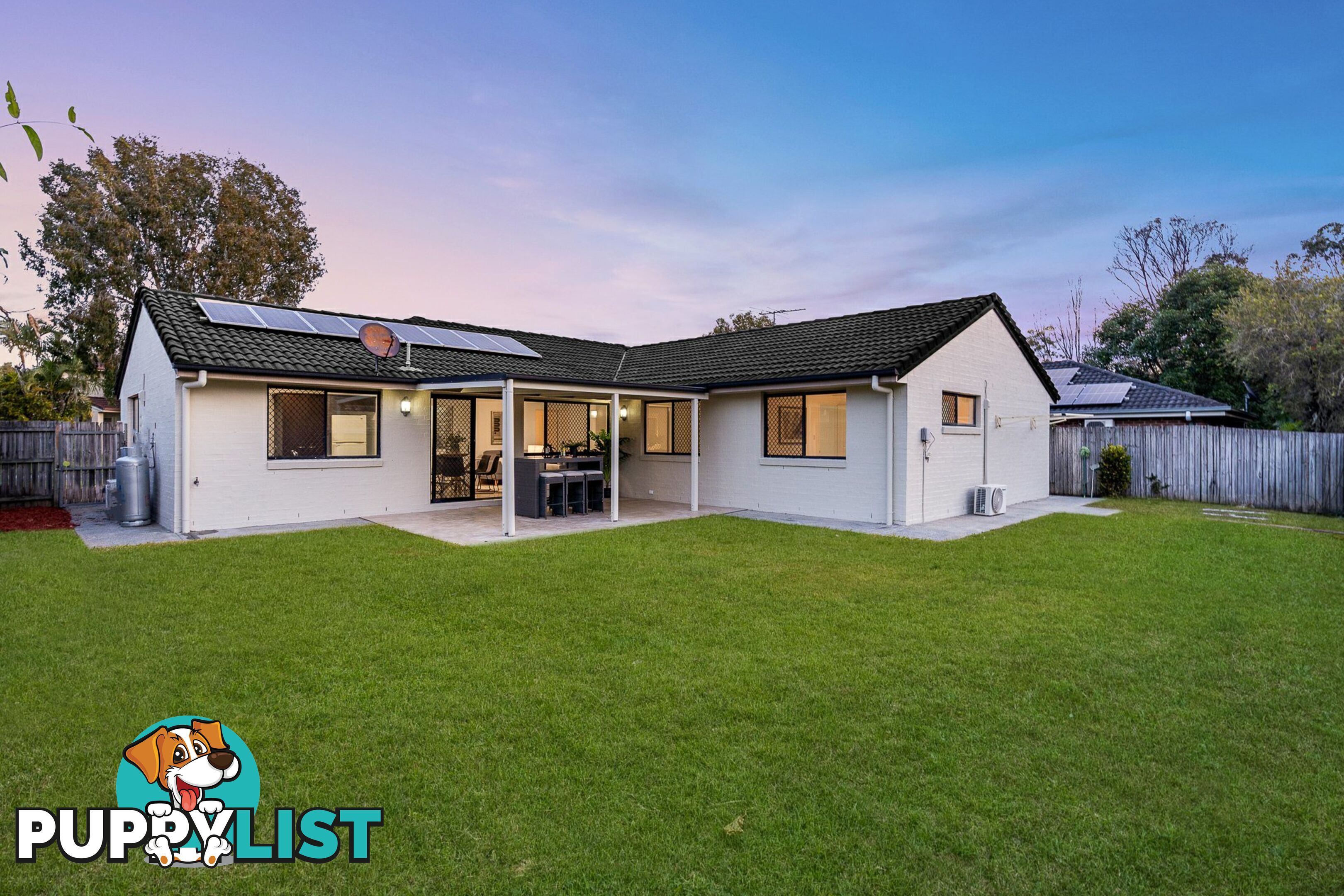 33 Karajini Crescent PARKINSON QLD 4115