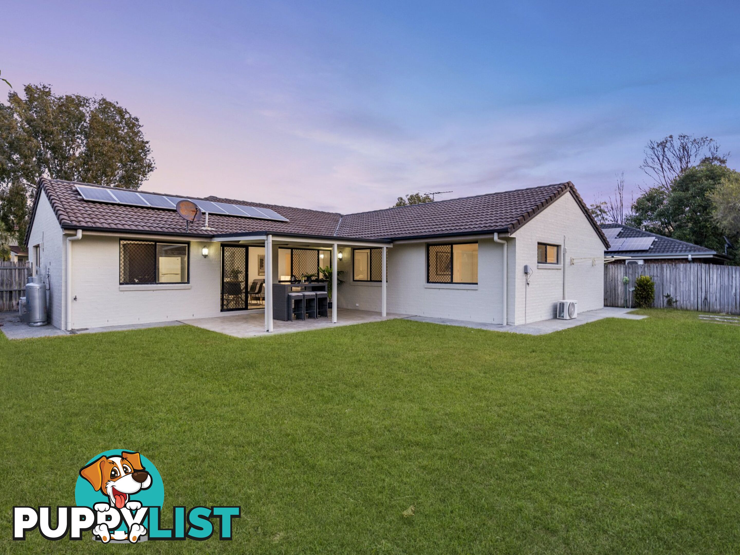 33 Karajini Crescent PARKINSON QLD 4115