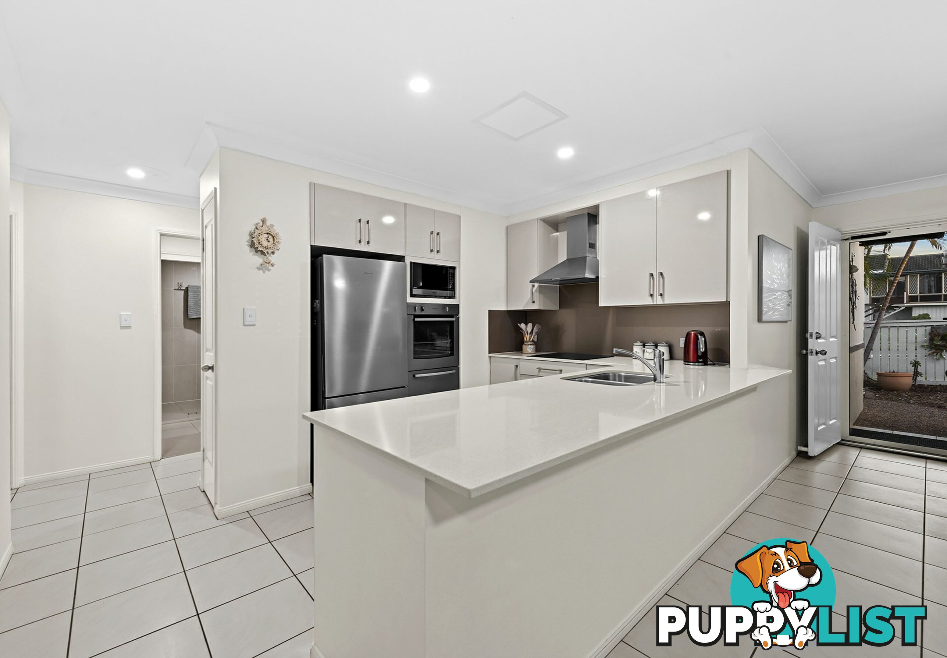 3/2 Aminya Street MANSFIELD QLD 4122
