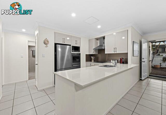 3/2 Aminya Street MANSFIELD QLD 4122