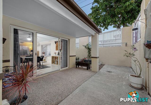 3/2 Aminya Street MANSFIELD QLD 4122
