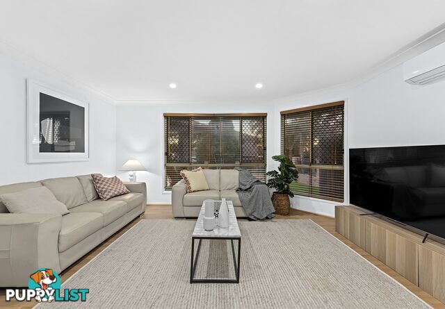 18 Picardie Close MANSFIELD QLD 4122