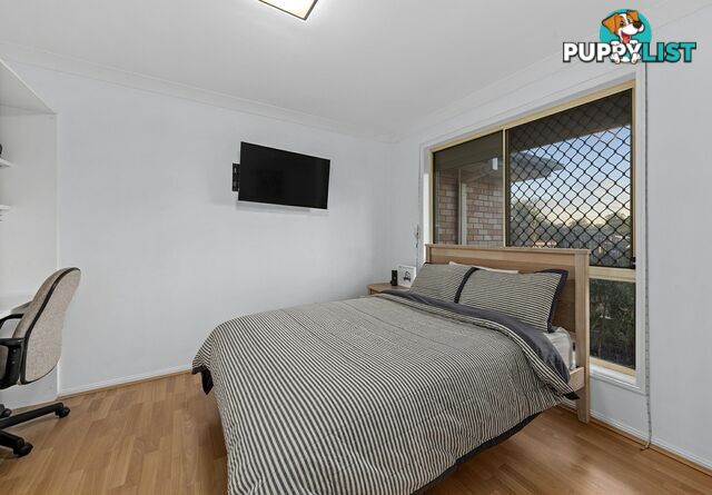 18 Picardie Close MANSFIELD QLD 4122