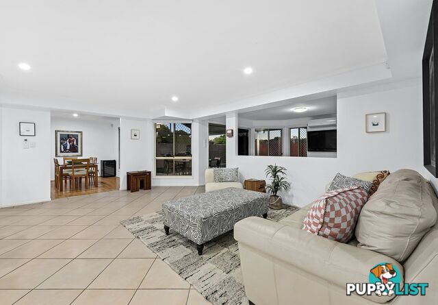 18 Picardie Close MANSFIELD QLD 4122