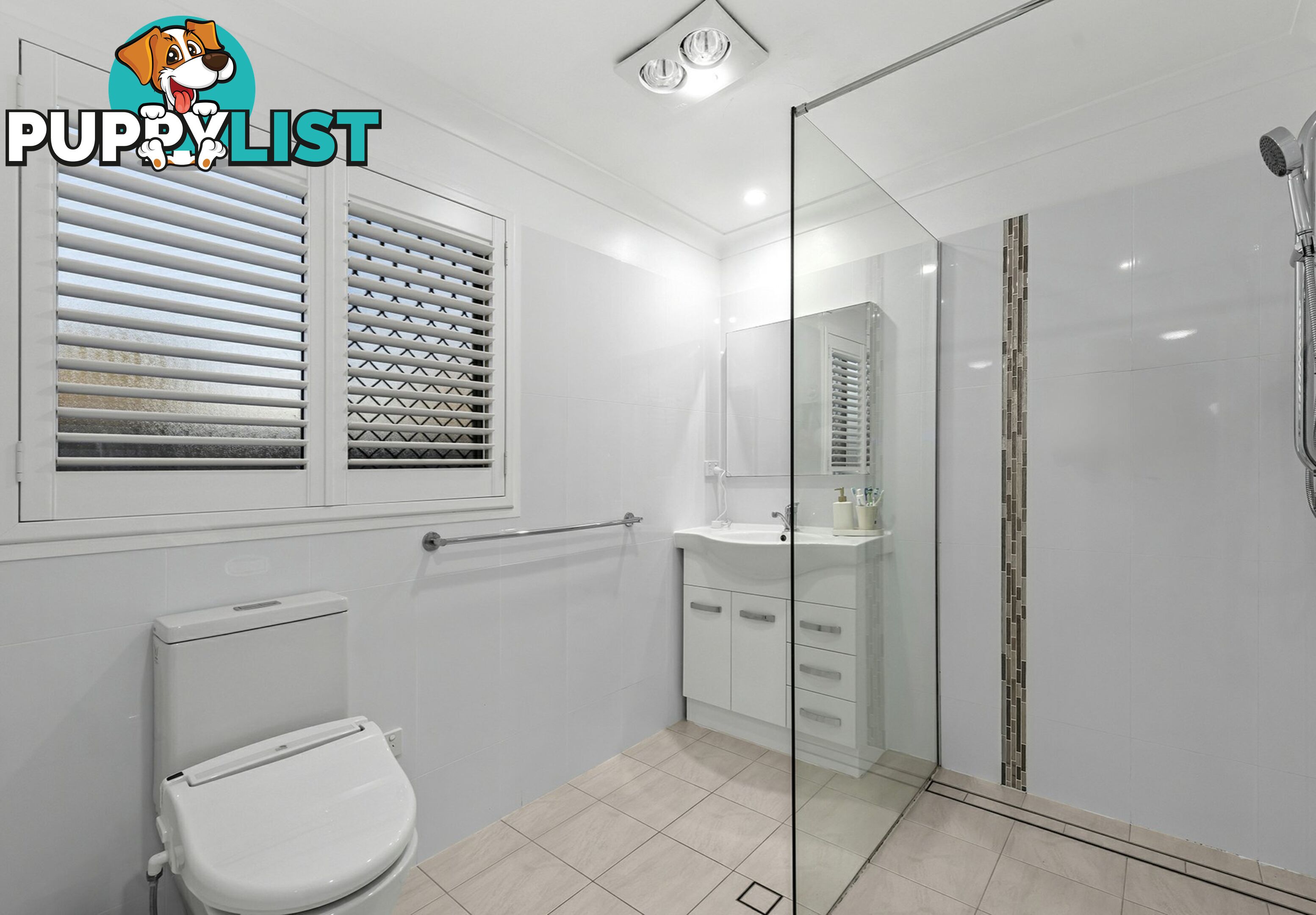 18 Picardie Close MANSFIELD QLD 4122