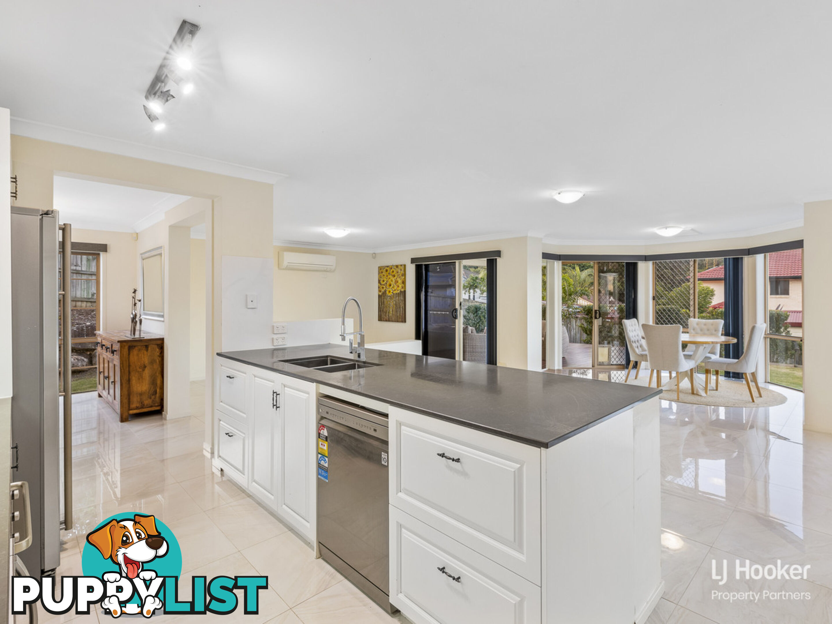 32 Lancaster Circuit STRETTON QLD 4116