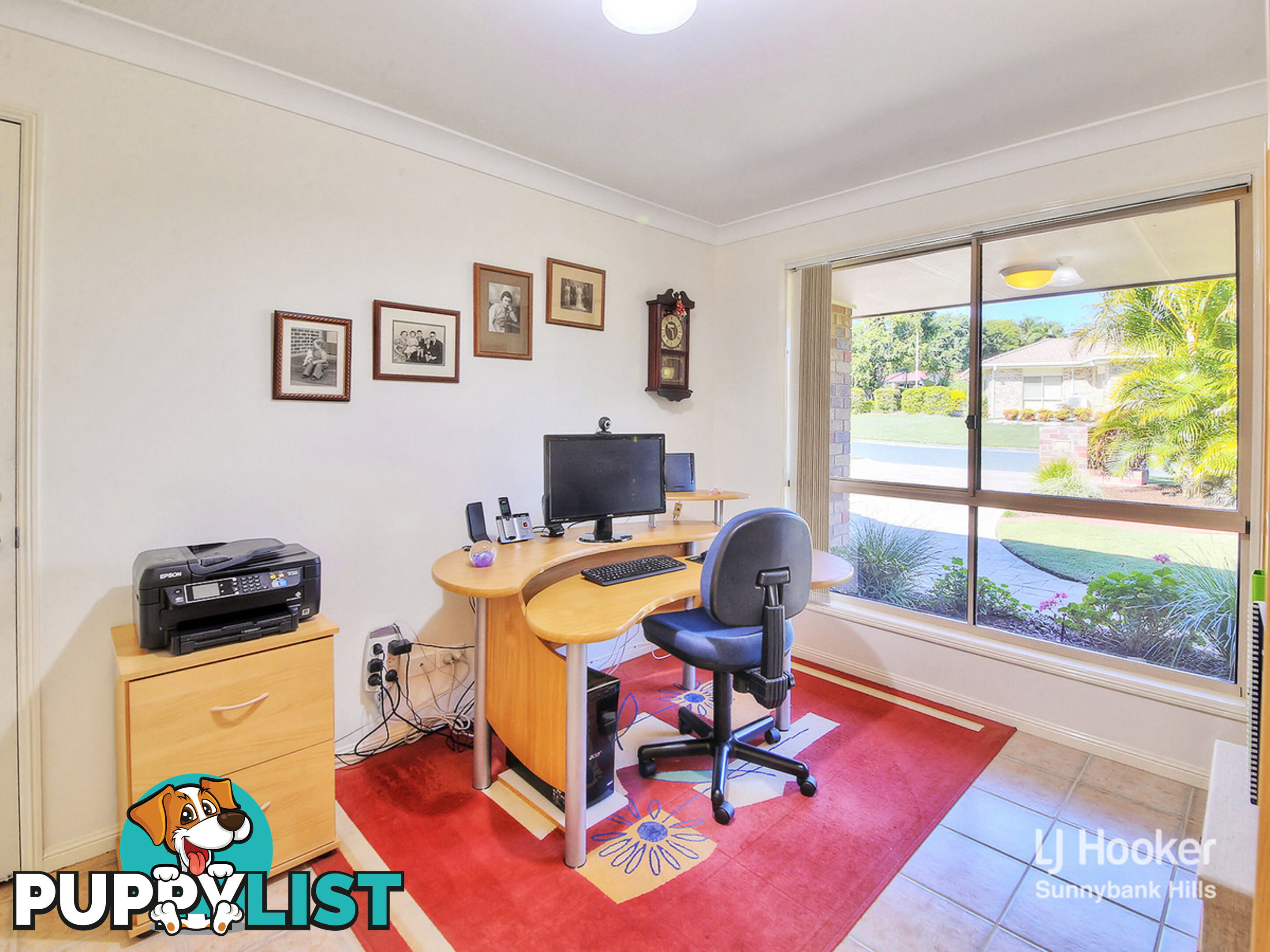 8 Silverdell Crescent PARKINSON QLD 4115