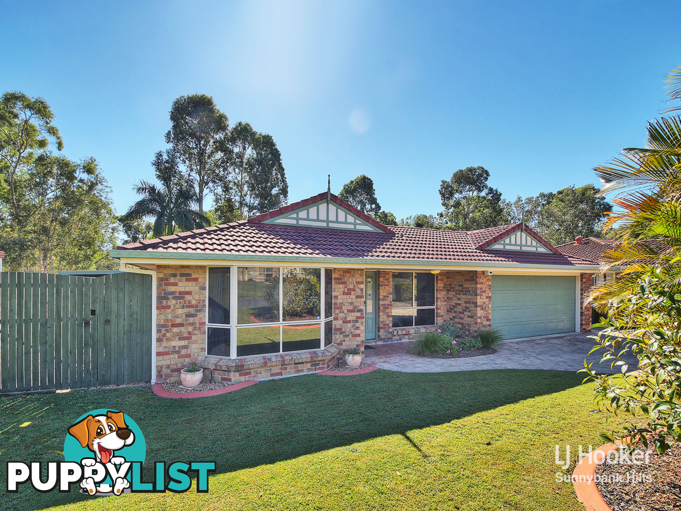 8 Silverdell Crescent PARKINSON QLD 4115