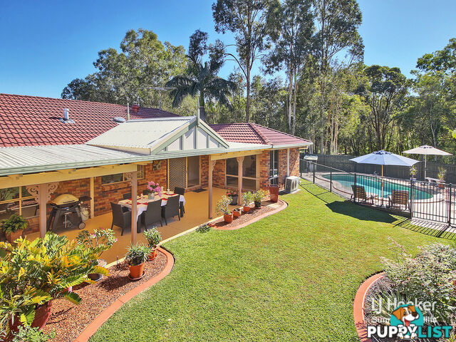 8 Silverdell Crescent PARKINSON QLD 4115