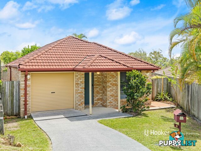 8 Robinson Crescent RUNCORN QLD 4113