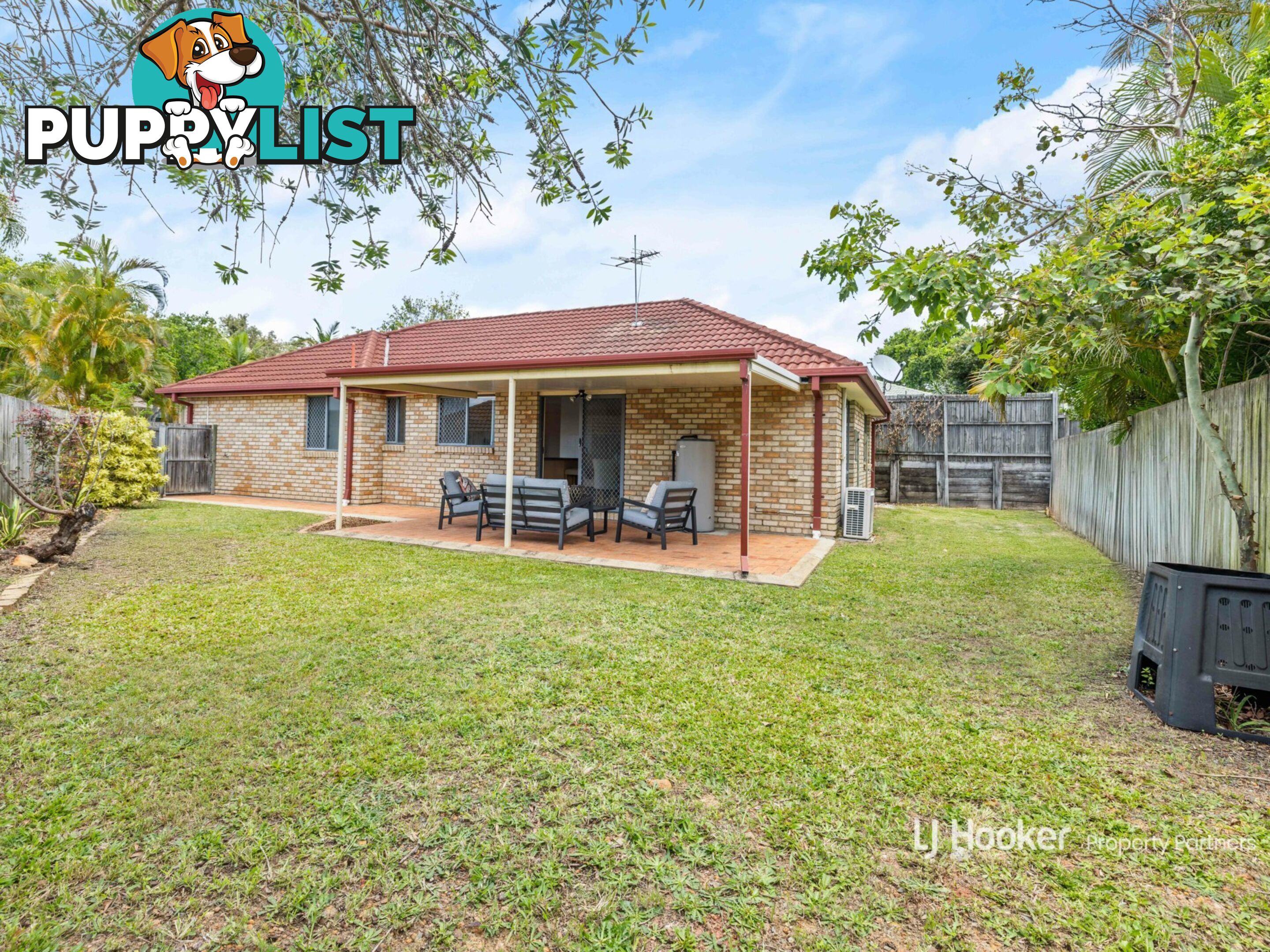 8 Robinson Crescent RUNCORN QLD 4113