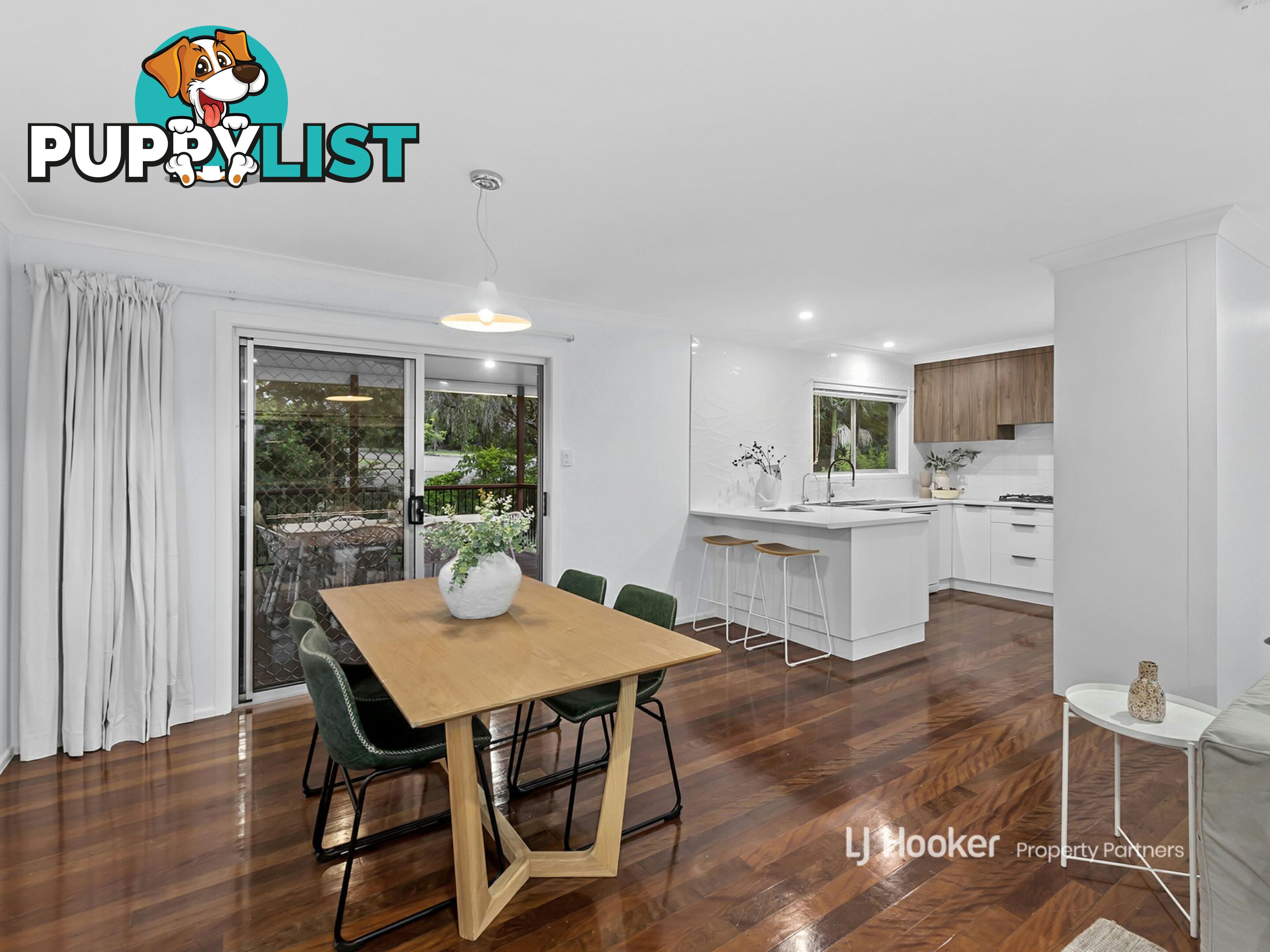 19 Raintree Street MANSFIELD QLD 4122