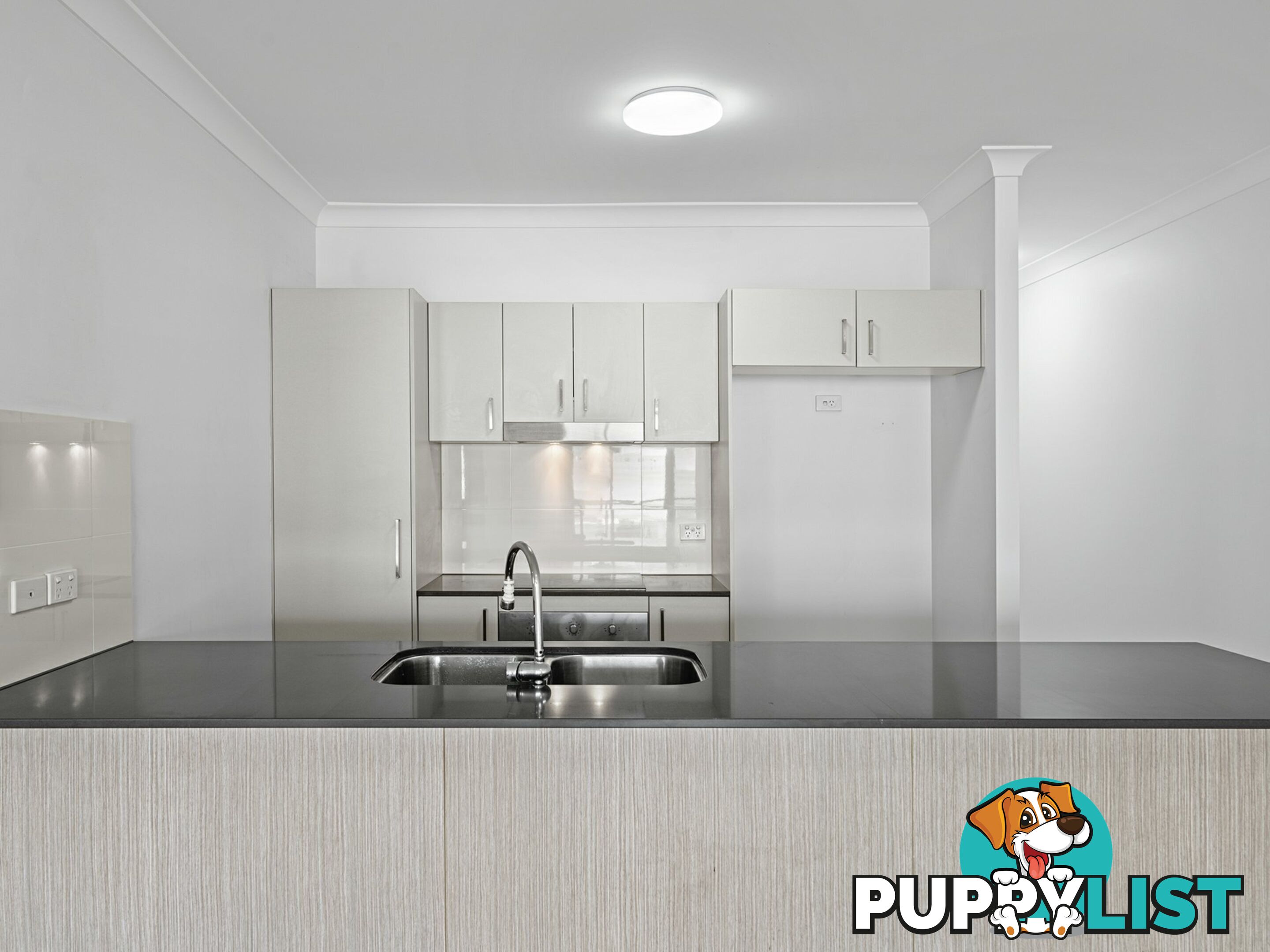 1012/8 Win Street EIGHT MILE PLAINS QLD 4113