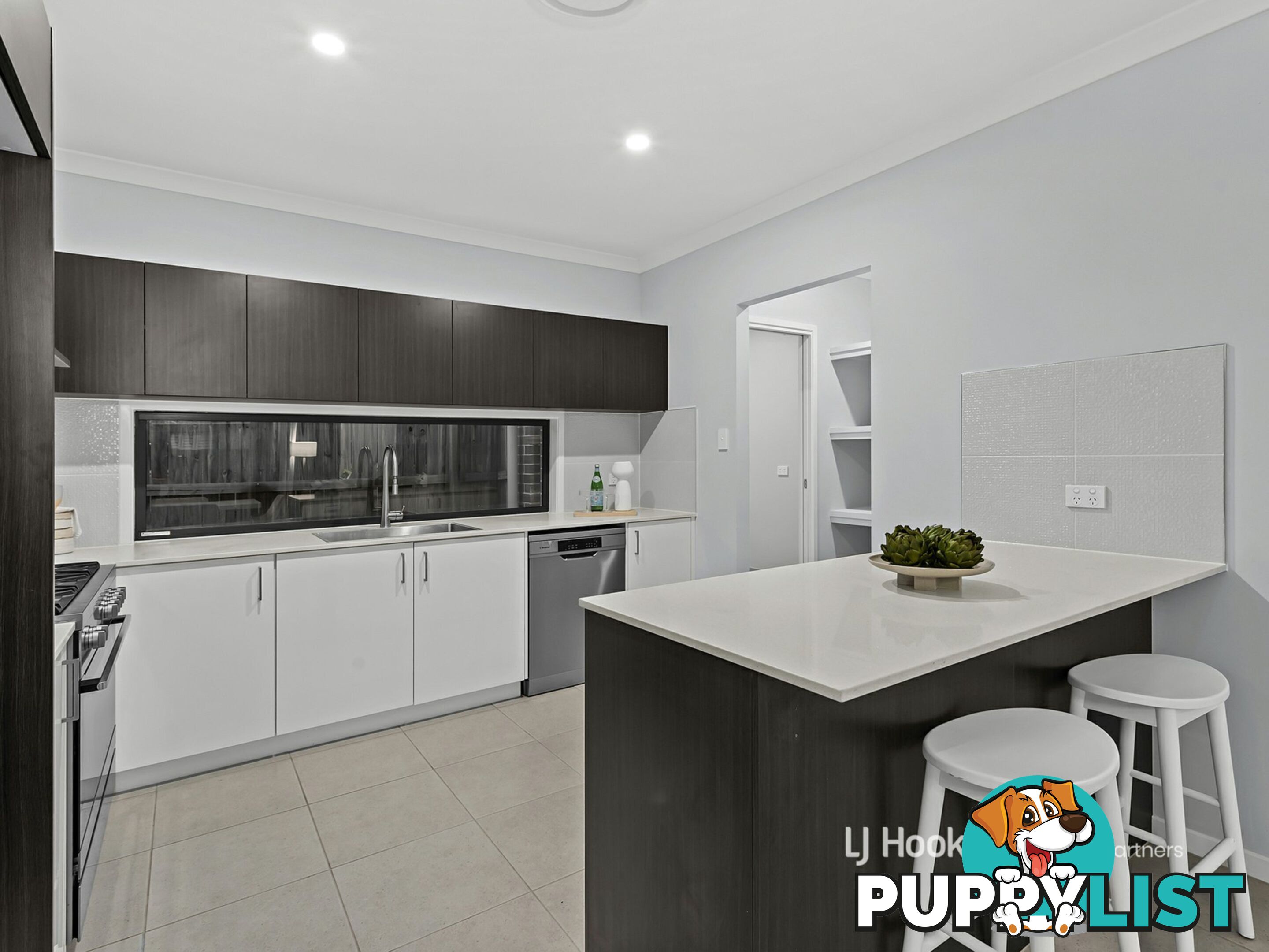 17 Ironbark Avenue PARK RIDGE QLD 4125