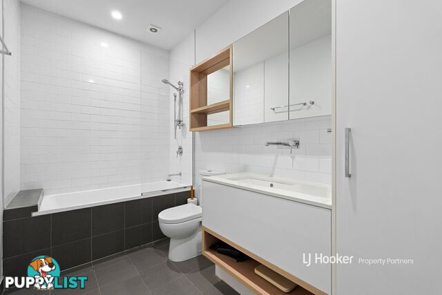 10 Solomon Street BANYO QLD 4014