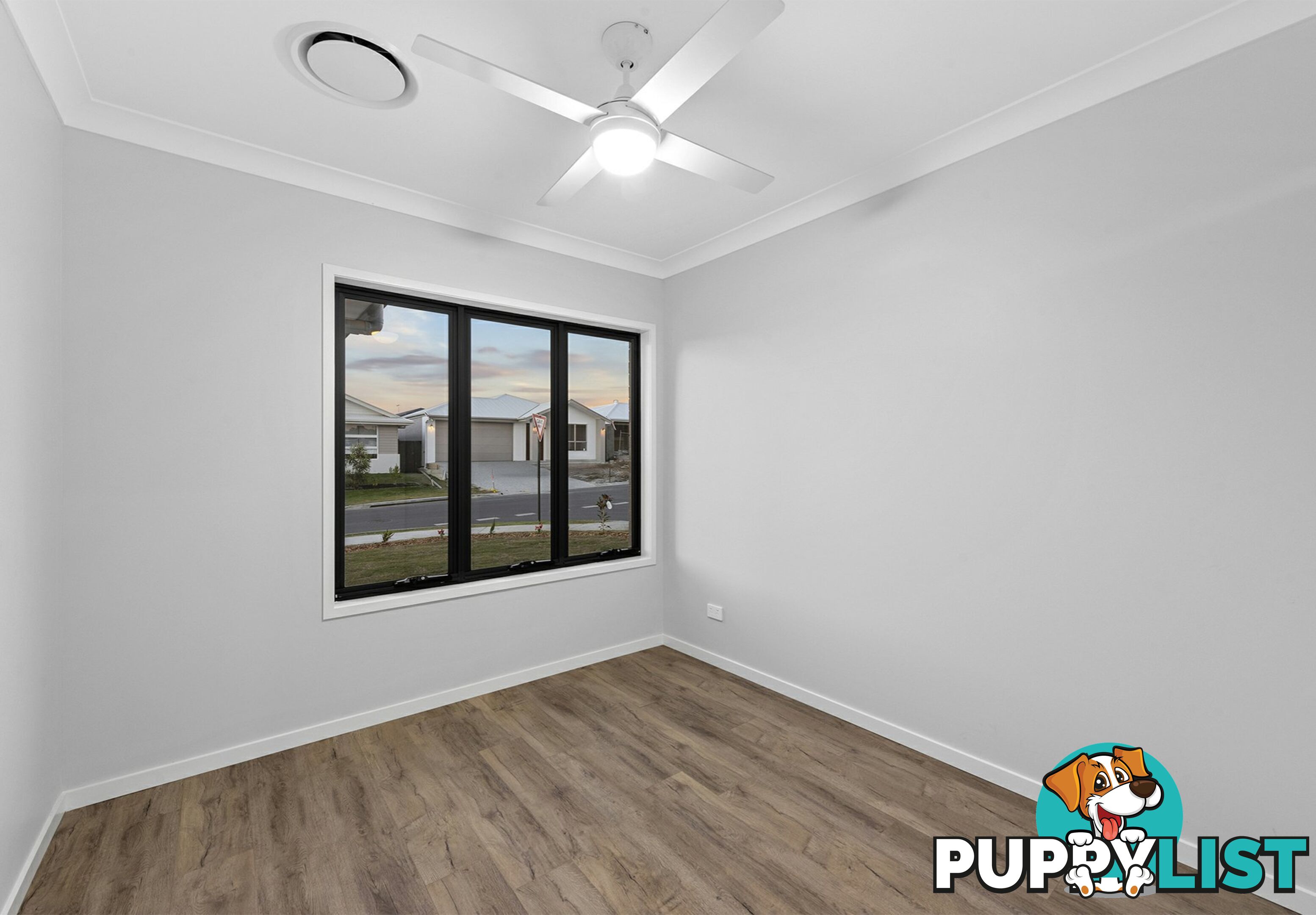 32 Redcomb Drive PARK RIDGE QLD 4125