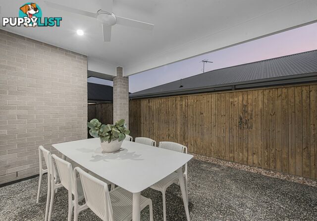 32 Redcomb Drive PARK RIDGE QLD 4125