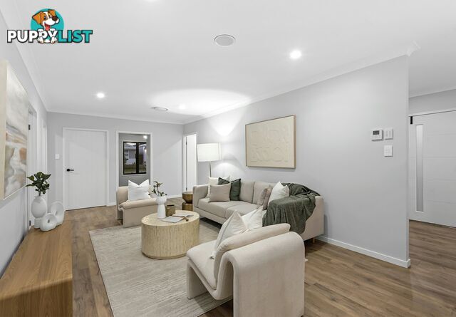 32 Redcomb Drive PARK RIDGE QLD 4125