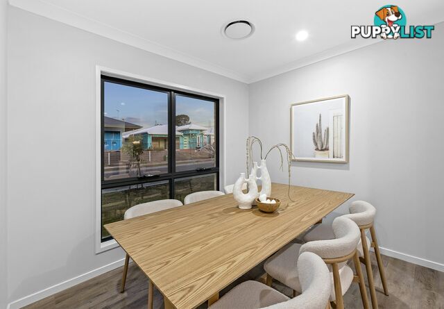 32 Redcomb Drive PARK RIDGE QLD 4125