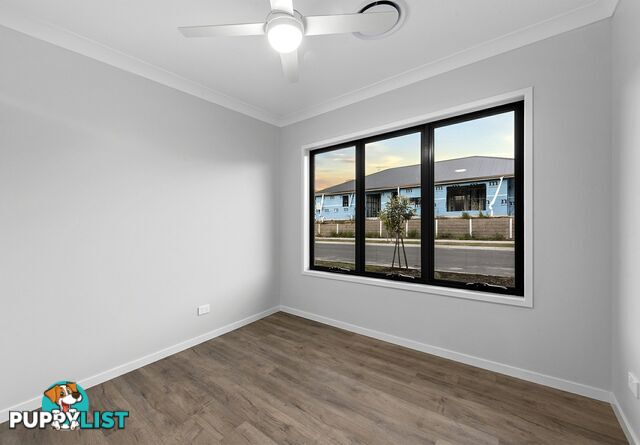 32 Redcomb Drive PARK RIDGE QLD 4125