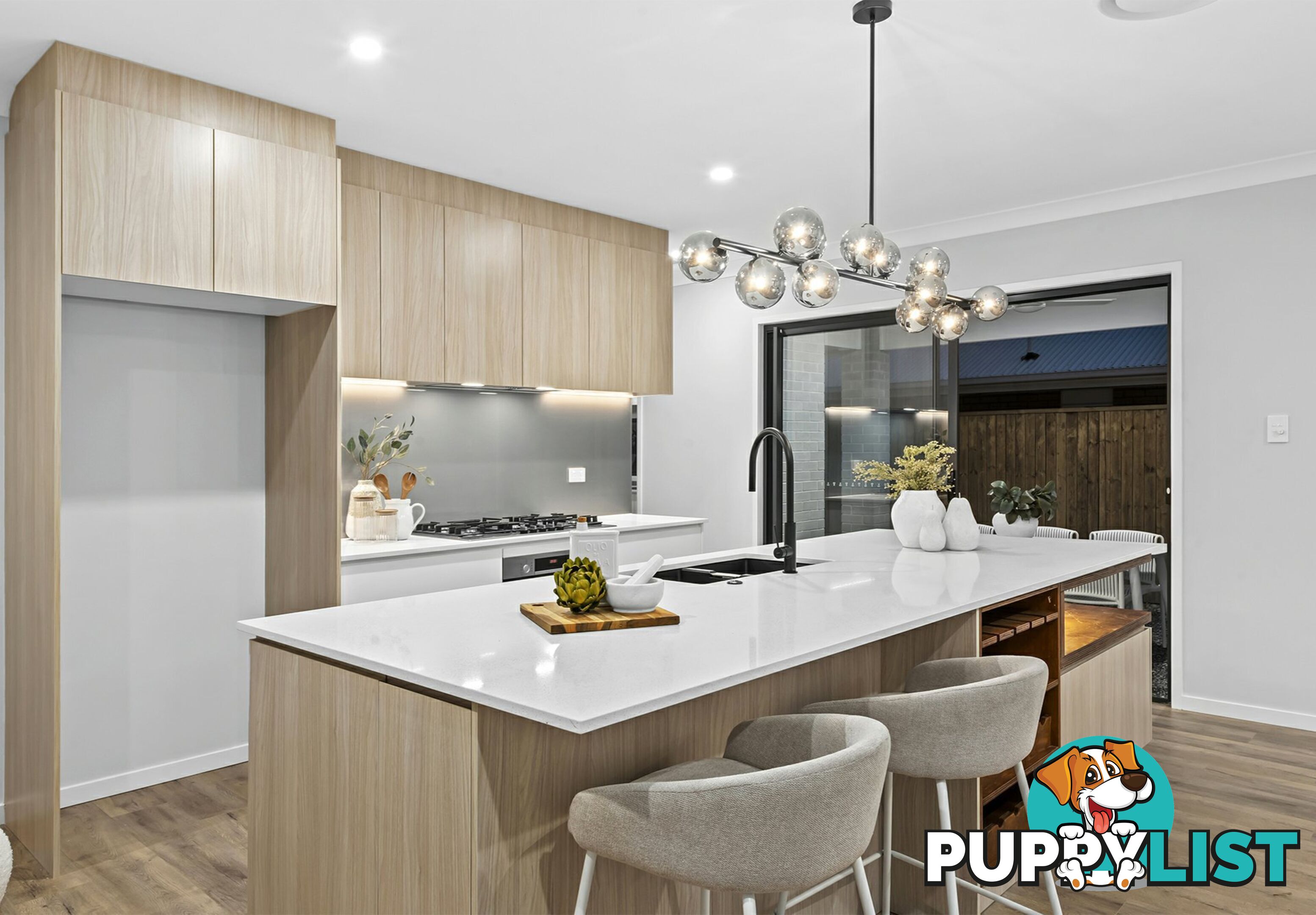 32 Redcomb Drive PARK RIDGE QLD 4125