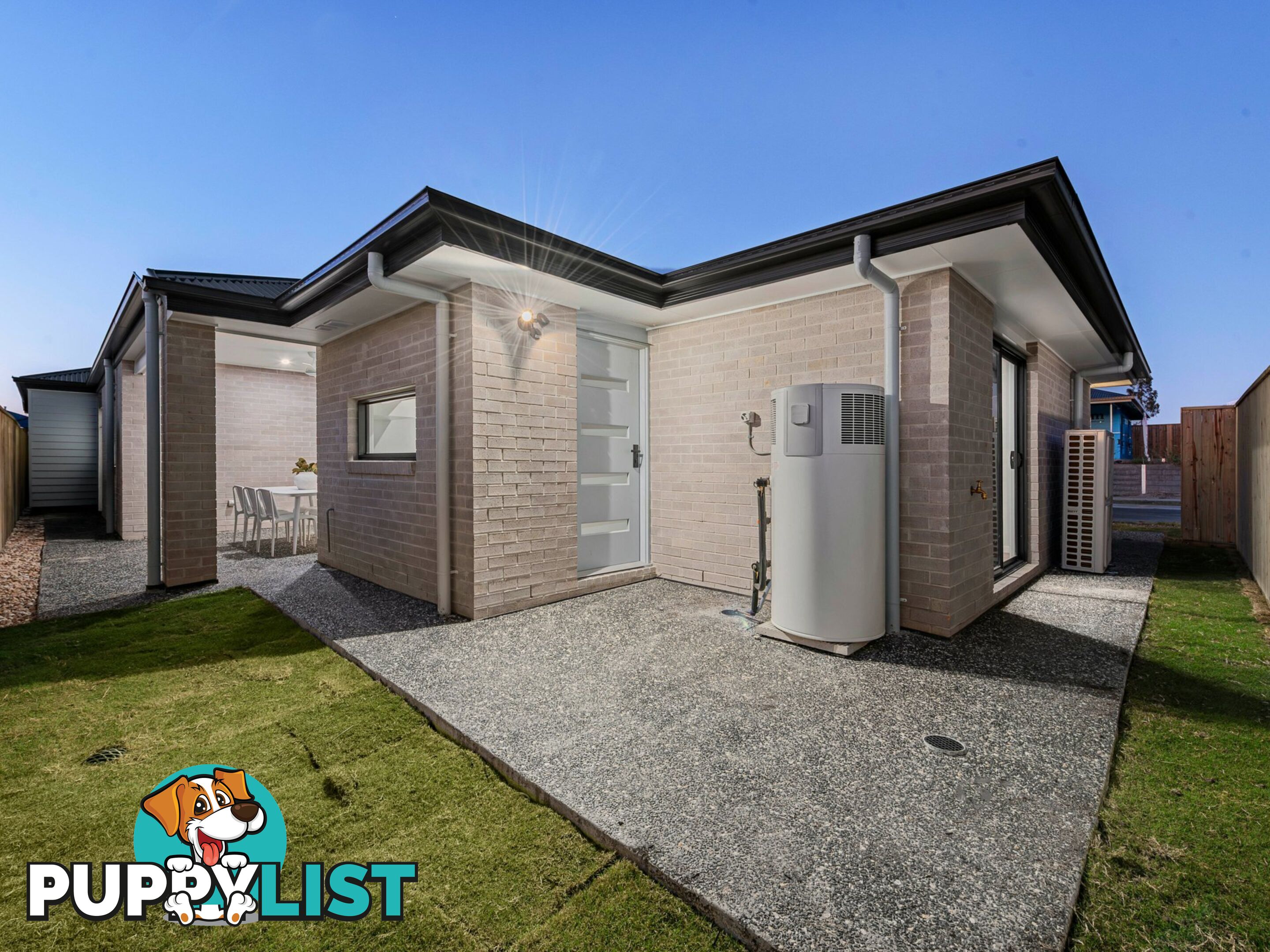32 Redcomb Drive PARK RIDGE QLD 4125