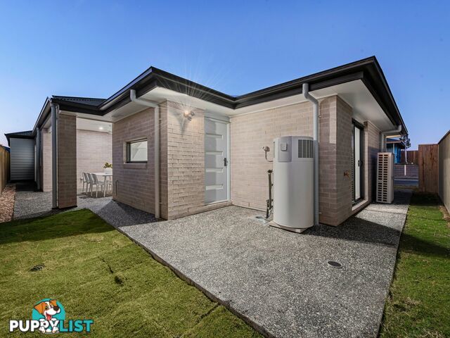 32 Redcomb Drive PARK RIDGE QLD 4125