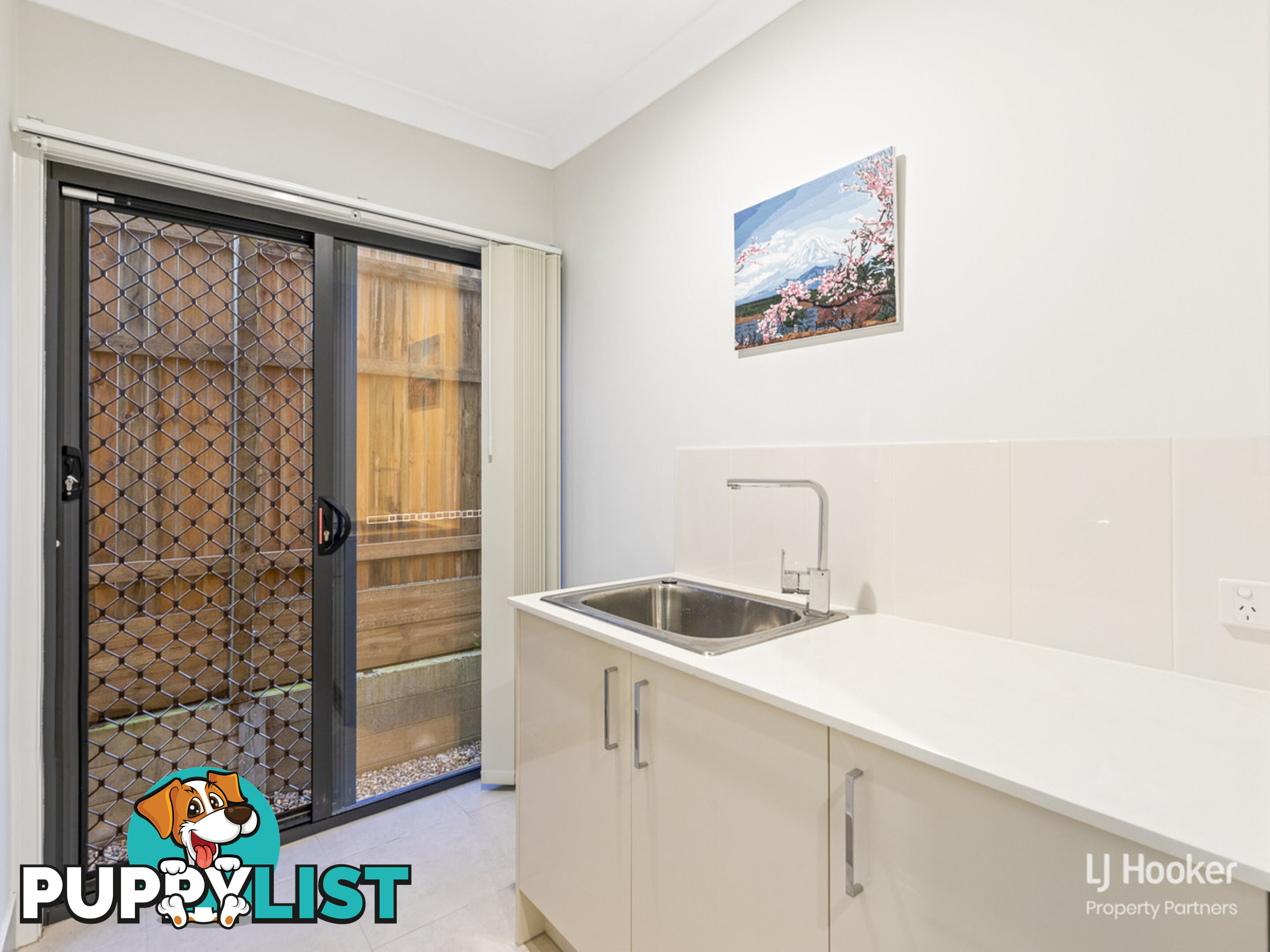 7 Atlantic Place PALLARA QLD 4110