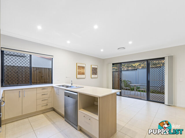 7 Atlantic Place PALLARA QLD 4110