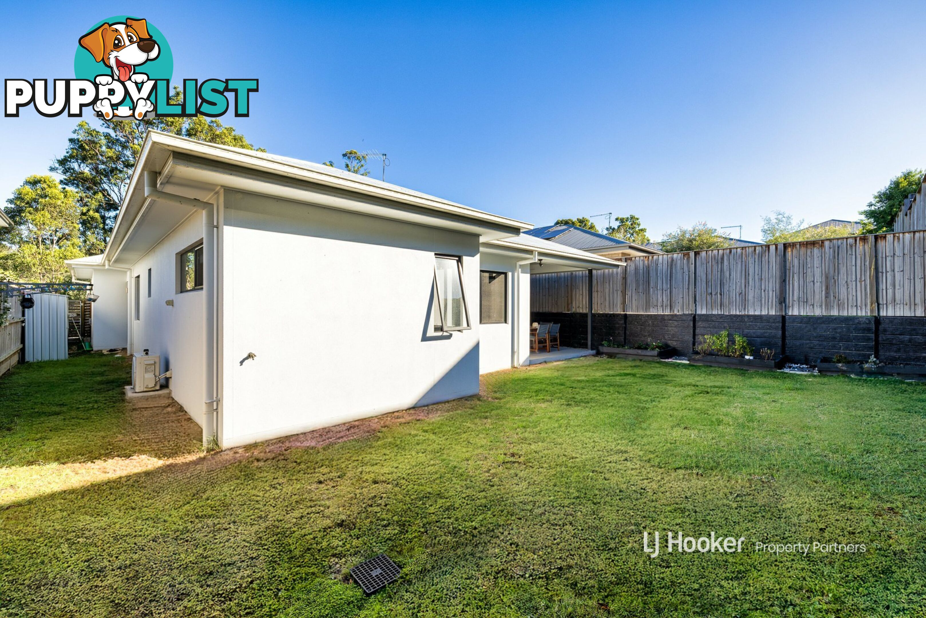 8 Forbes Crescent UPPER KEDRON QLD 4055