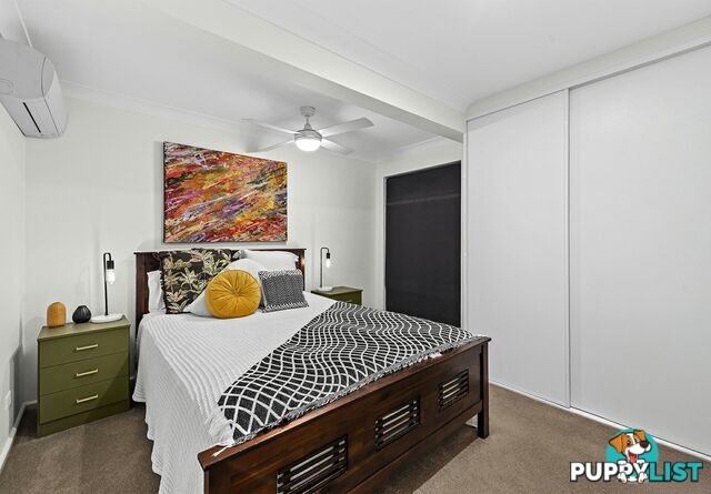8 Fenimore Street WISHART QLD 4122