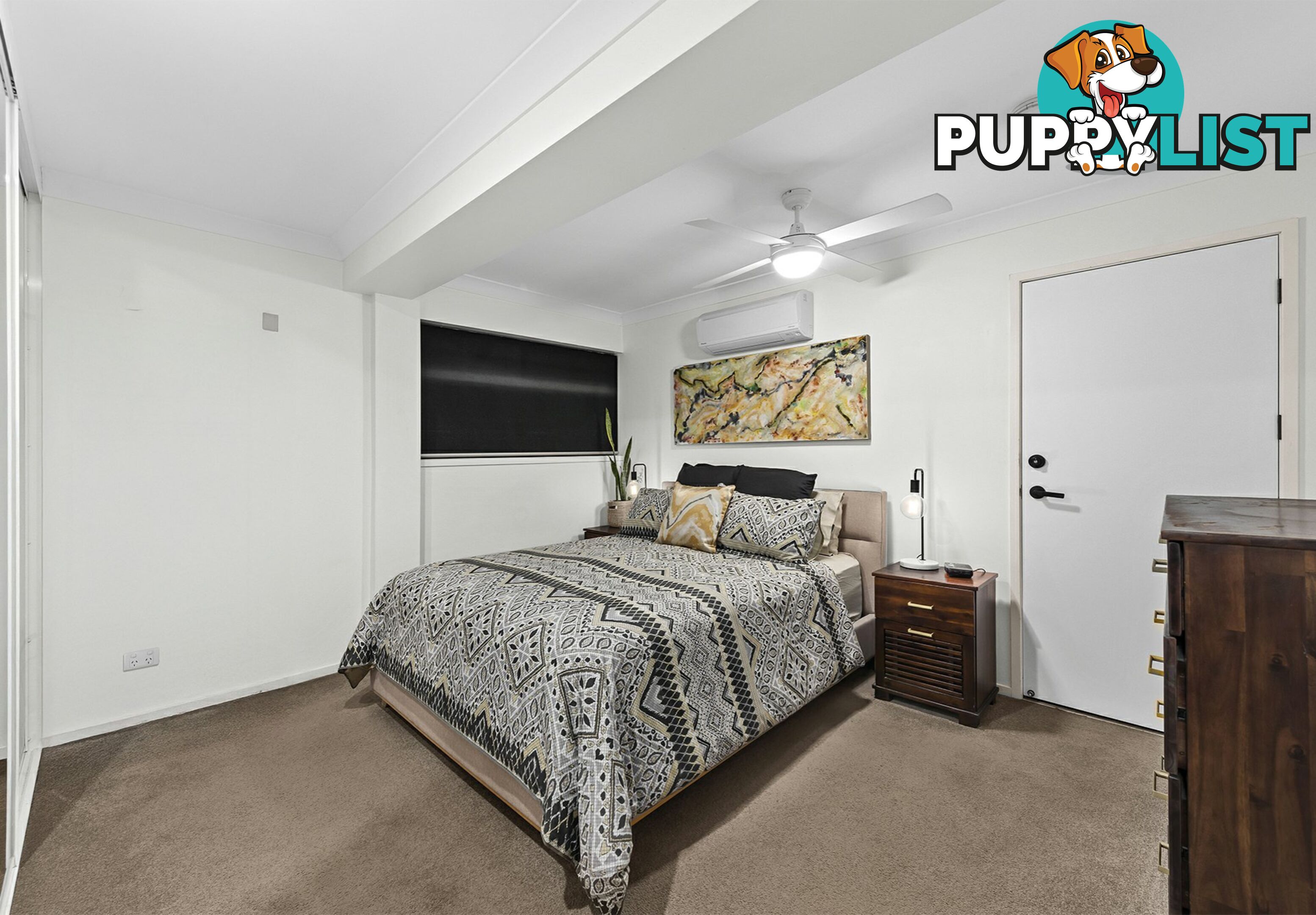 8 Fenimore Street WISHART QLD 4122
