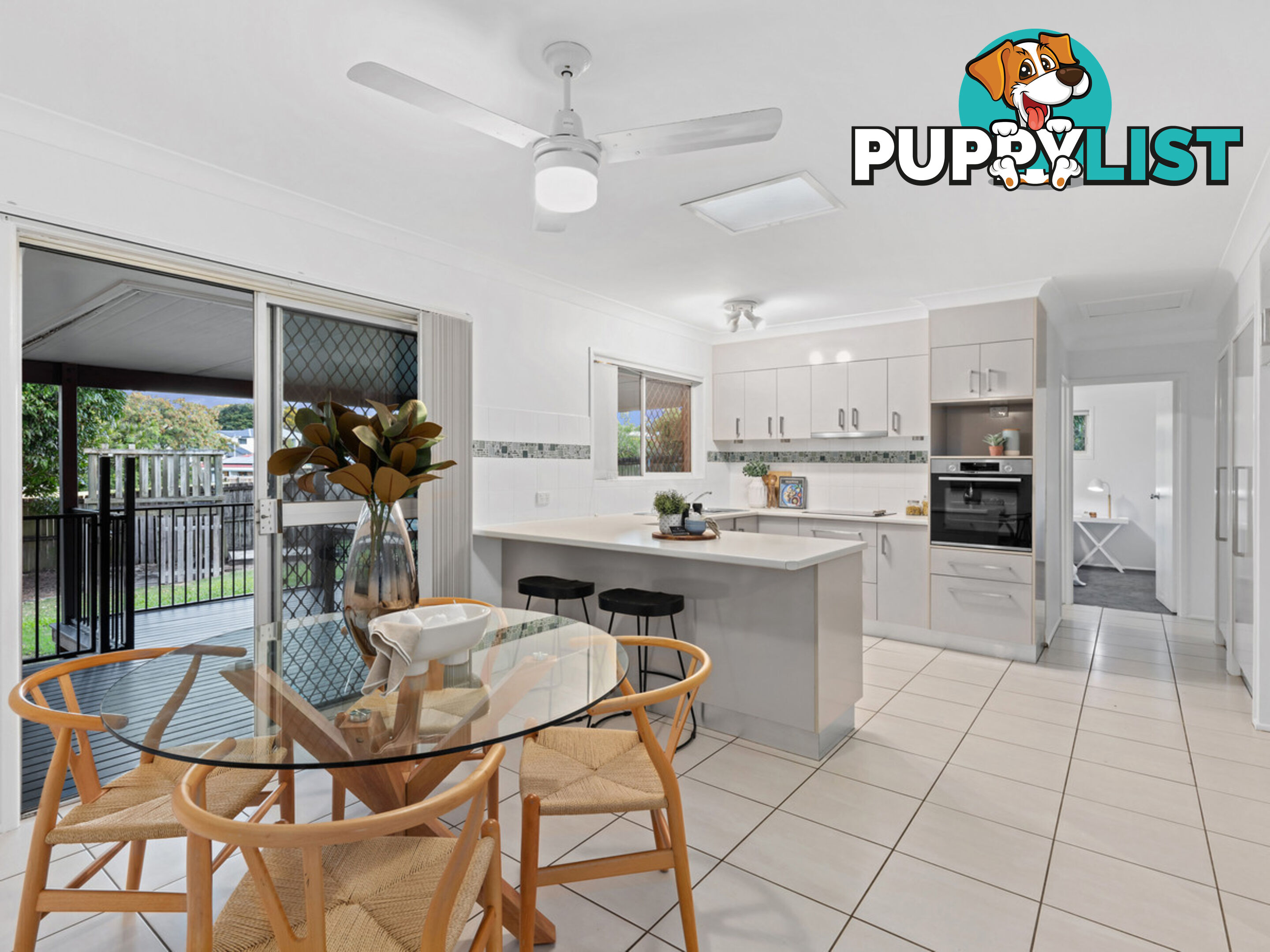 25 Honeysuckle Street MANSFIELD QLD 4122