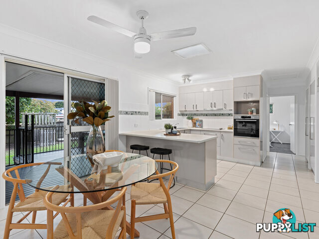 25 Honeysuckle Street MANSFIELD QLD 4122