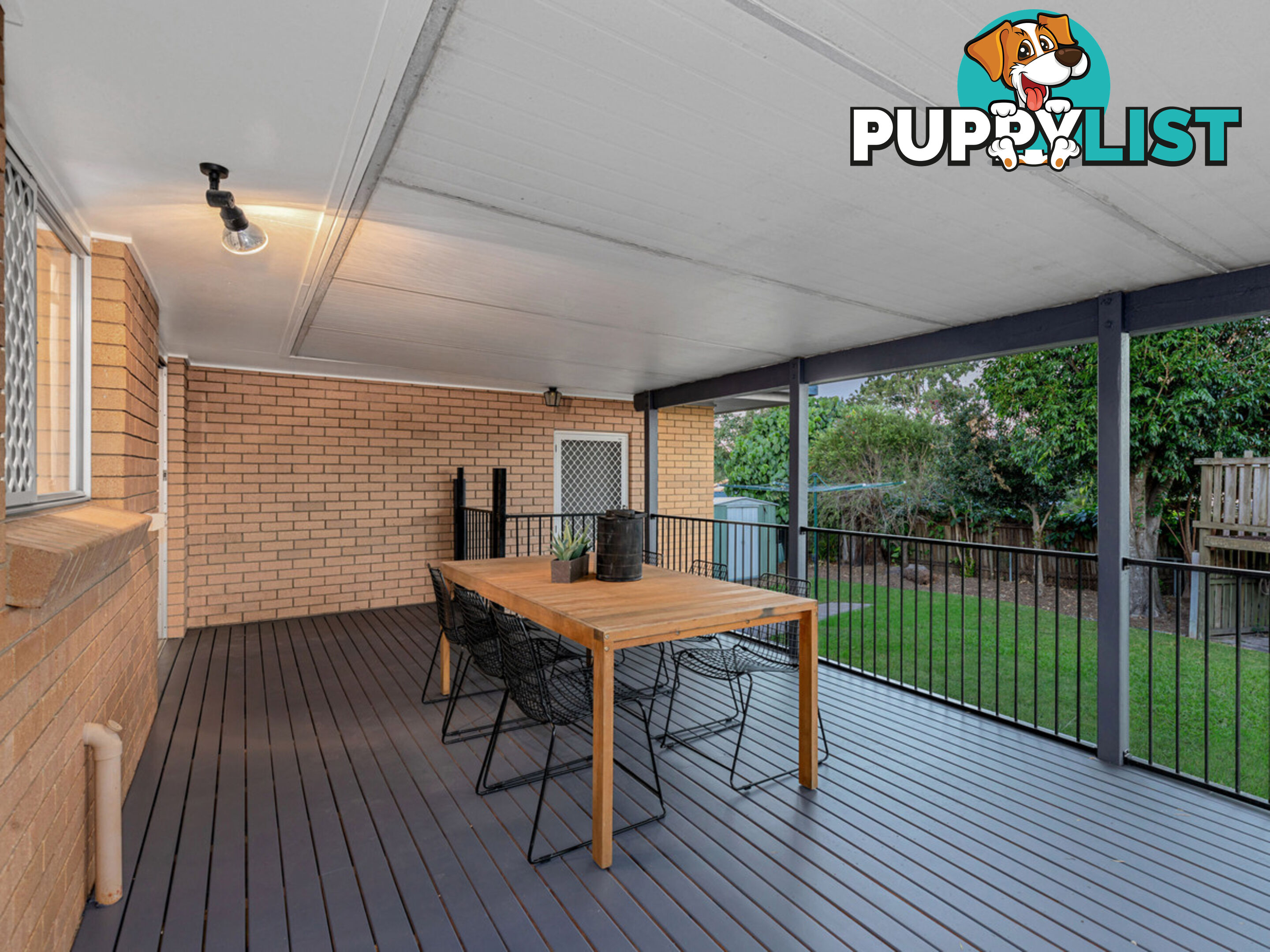 25 Honeysuckle Street MANSFIELD QLD 4122