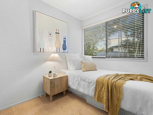 4 Rani Close MOUNT OMMANEY QLD 4074