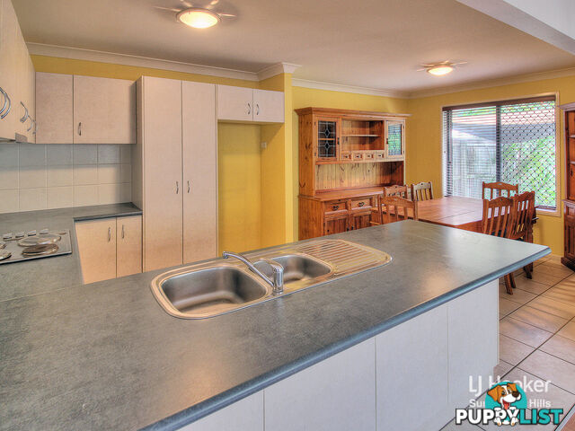 17 Maryland Place PARKINSON QLD 4115