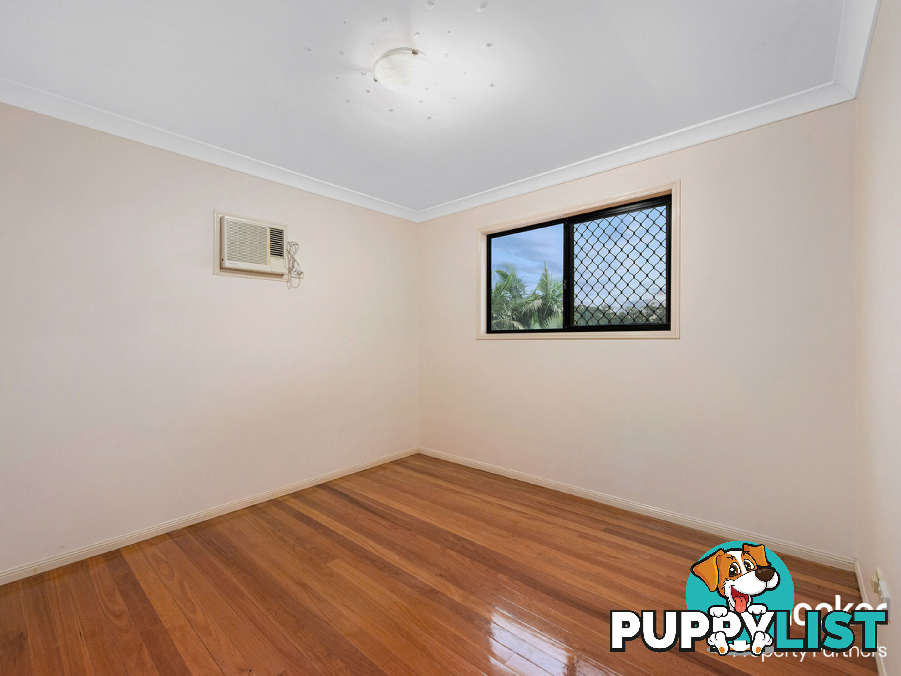 61 Berkshire Crescent WISHART QLD 4122