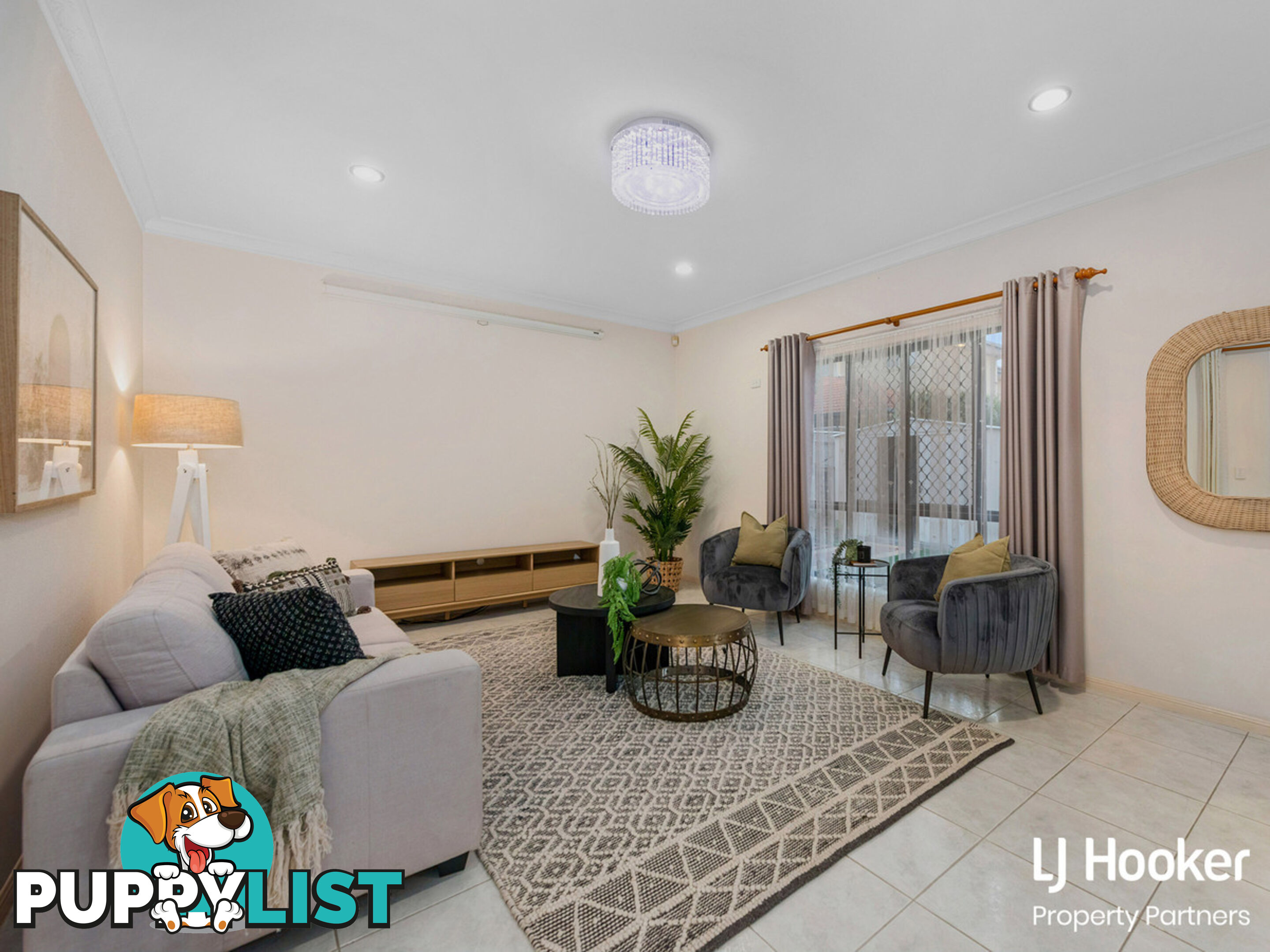 61 Berkshire Crescent WISHART QLD 4122