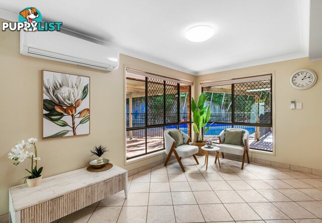 4 Kensington Place WISHART QLD 4122