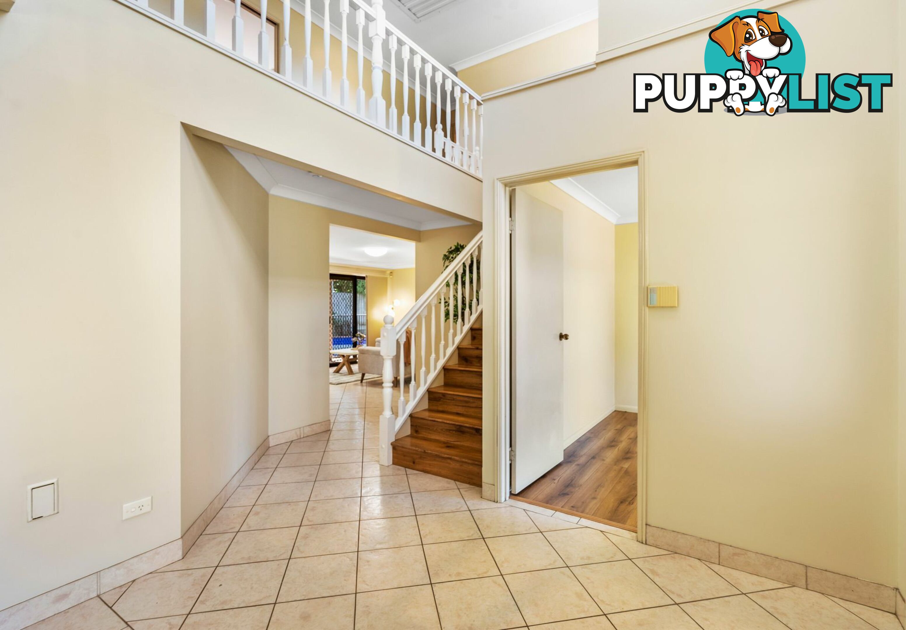 4 Kensington Place WISHART QLD 4122