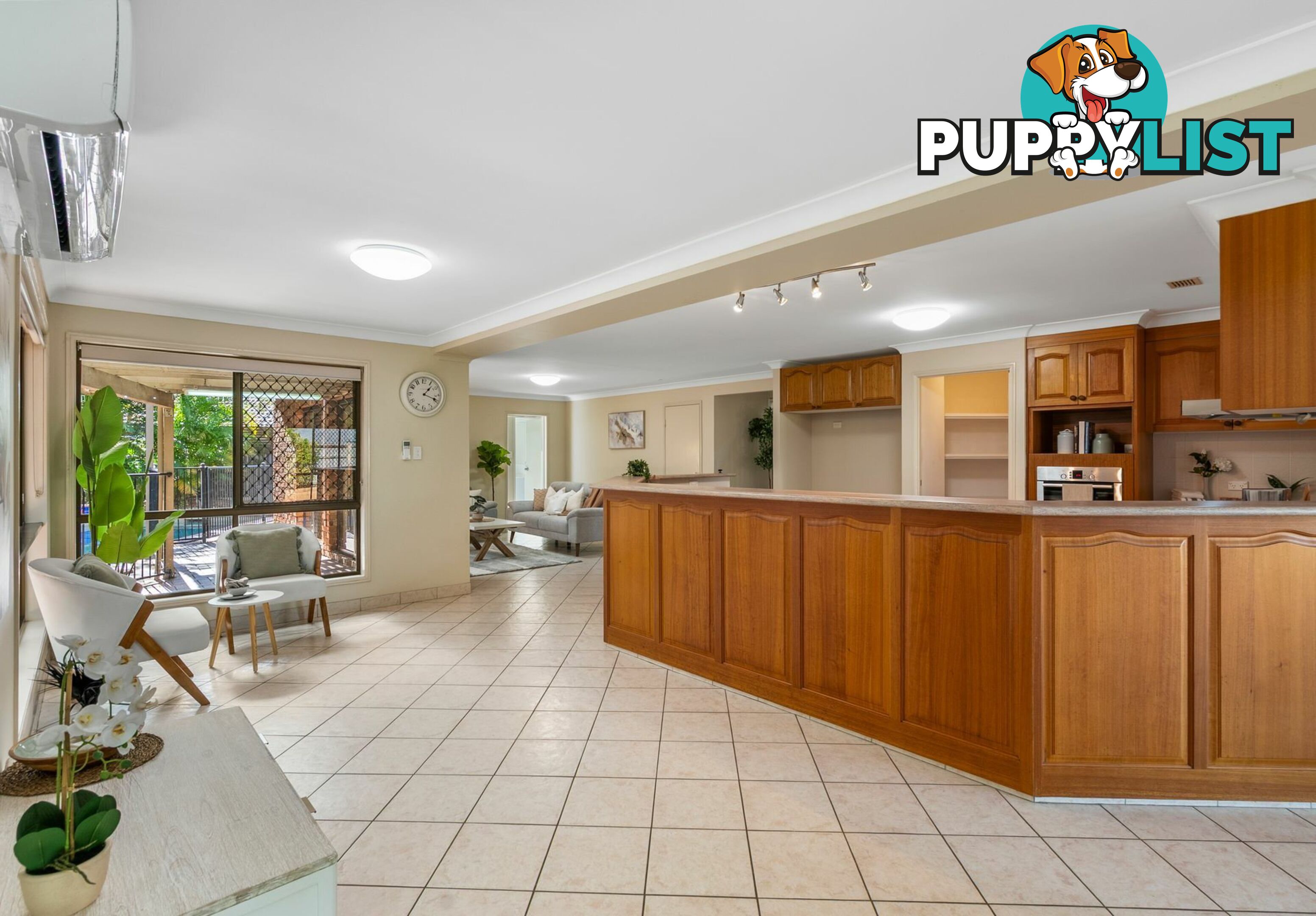 4 Kensington Place WISHART QLD 4122