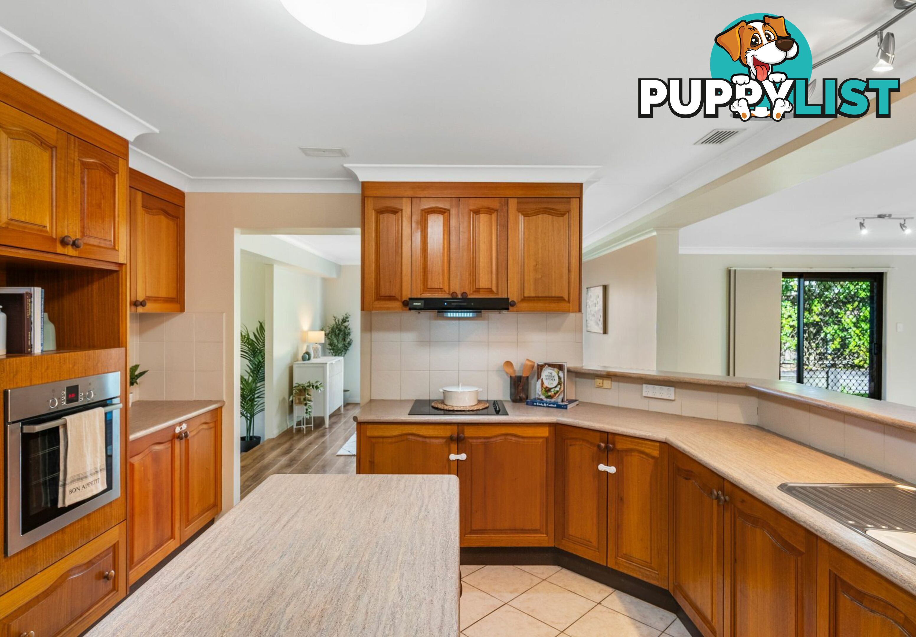 4 Kensington Place WISHART QLD 4122