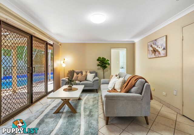 4 Kensington Place WISHART QLD 4122