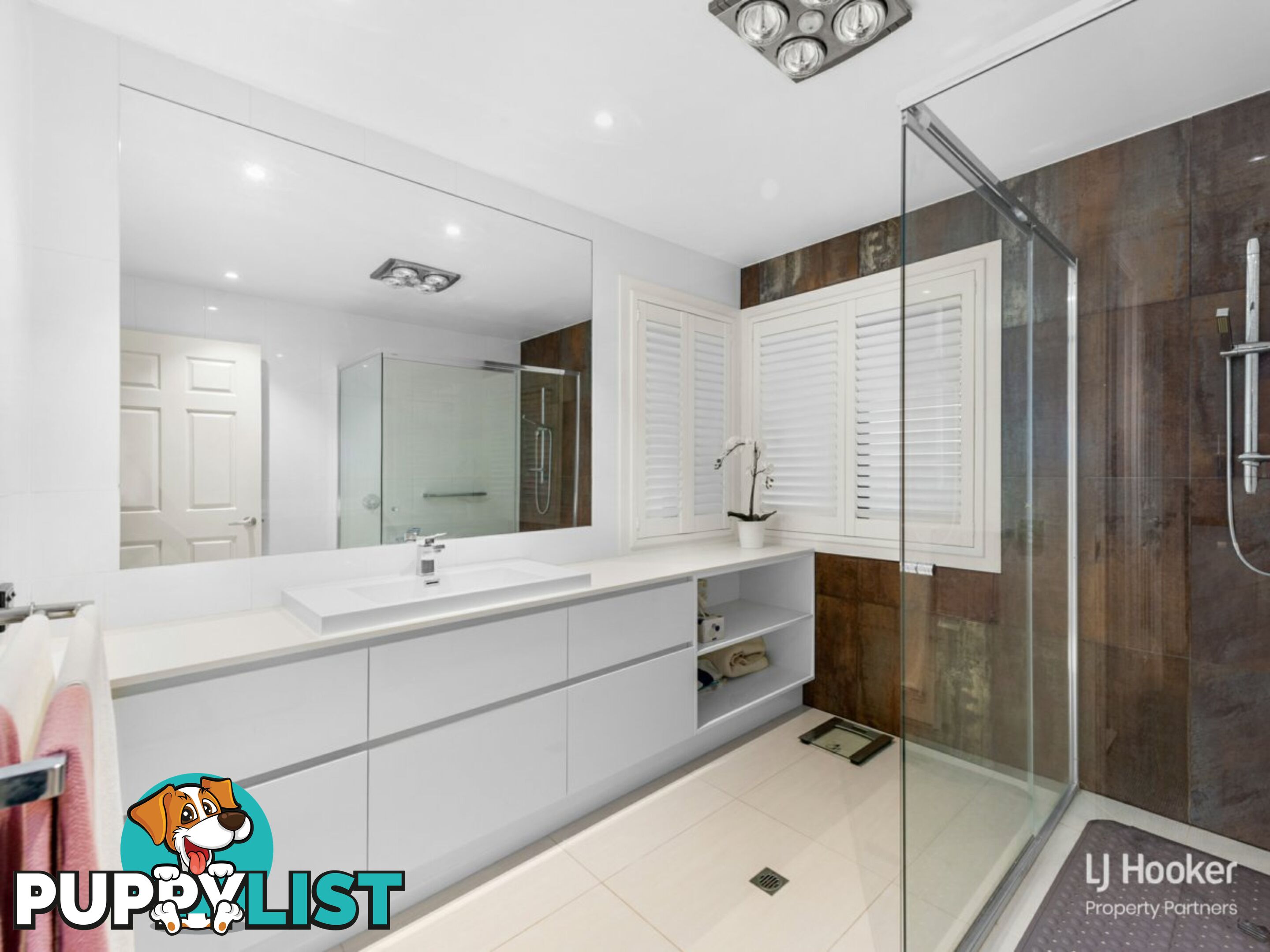 12 Raby Bay Boulevard RABY BAY QLD 4163